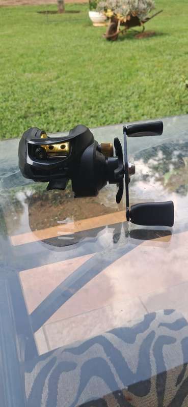 left handed baitcaster