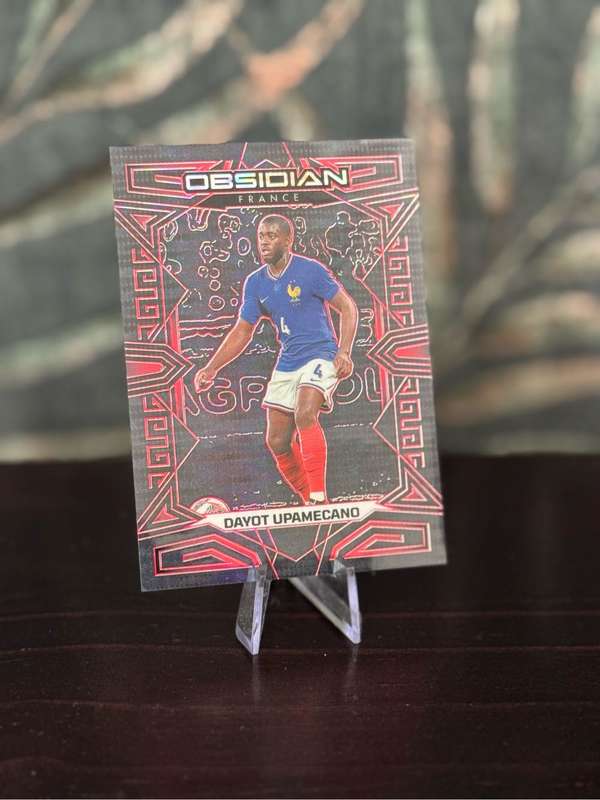 2023-24 Panini Obsidian - Dayot Upamecano Red Pulsar Etch 34/49 - France