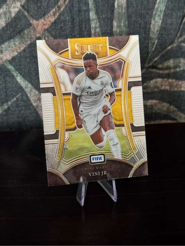 Real Madrid Bundle - Panini Select, Topps Chrome, Topps Finest