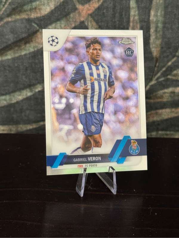 Topps Chrome Rookie Bundle - 10 Cards