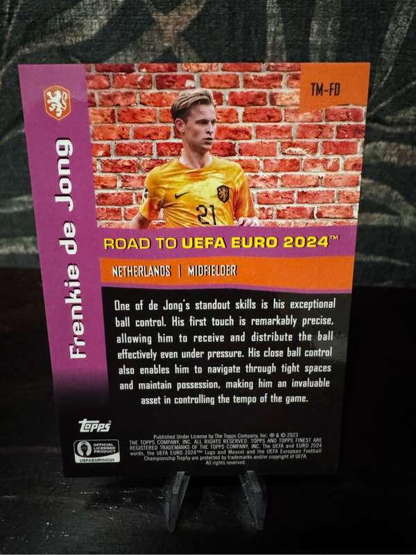 2023 Topps Finest - Frankie De Jong - The Man Case Hit Gold Refractor 41/50