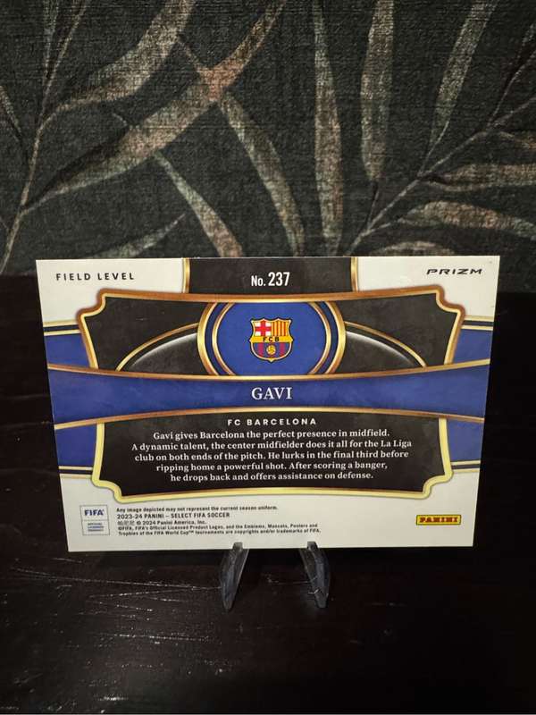 2023-24 Panini Select - Purple Mojo Field Level Bundle (Gavi, Donnarumma, Kolo Muani & Martinelli)