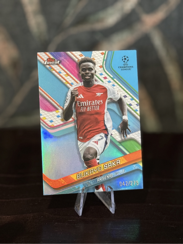 2024-25 Topps Finest - Bukayo Saka Blue Refractor /275 - Arsenal