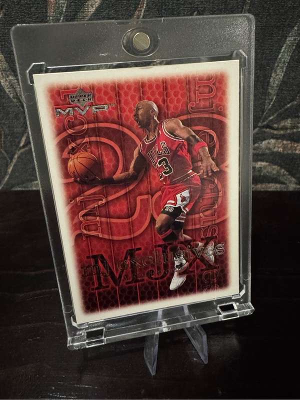 1999 - Upper Deck - Micahel Jordan MVP - Chicago Bulls