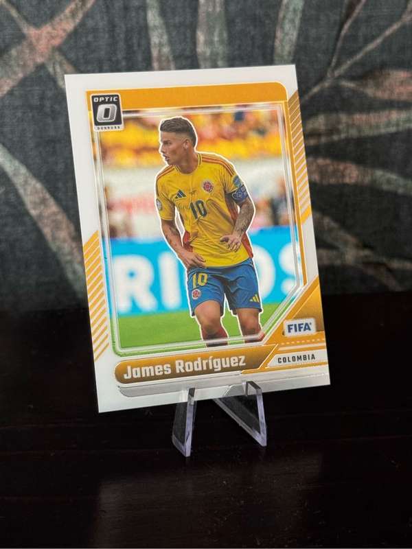 2024-25 Panini Donruss - James Rodriguez Optic Velocity, Optic Silver & Pitch Kings - Colombia