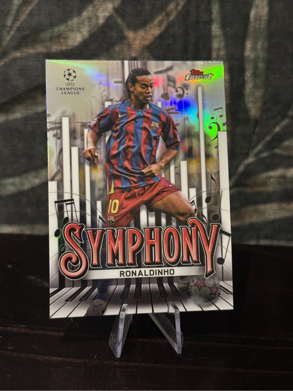 2025 Topps Finest - Ronaldinho Symphony Refractor - Barcelona