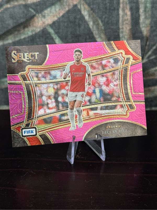 2023-24 Panini Select - Declan Rice Pink Mojo Field Level 144/199 - Arsenal