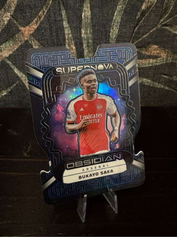 2023-24 Obsidian - Bukayo Saka - Blue Electric Supernova - Arsenal 14/30