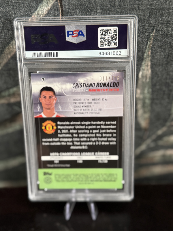 2021-22 Topps - Cristiano Ronaldo Night Vision Prism 11/175 PSA 9
