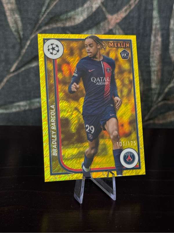 2024 Topps Merlin - Bradley Barcola RC Yellow Shimmer Refractor /175 - PSG