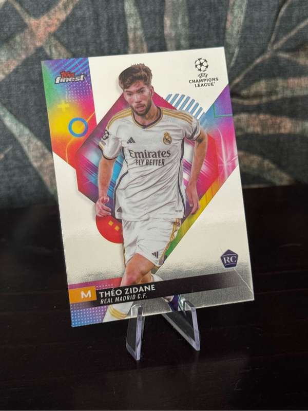 Real Madrid Bundle (Vini Jr,Tchoumeni, Zidane, Gutiérrez, Courtois & Rodrygo)
