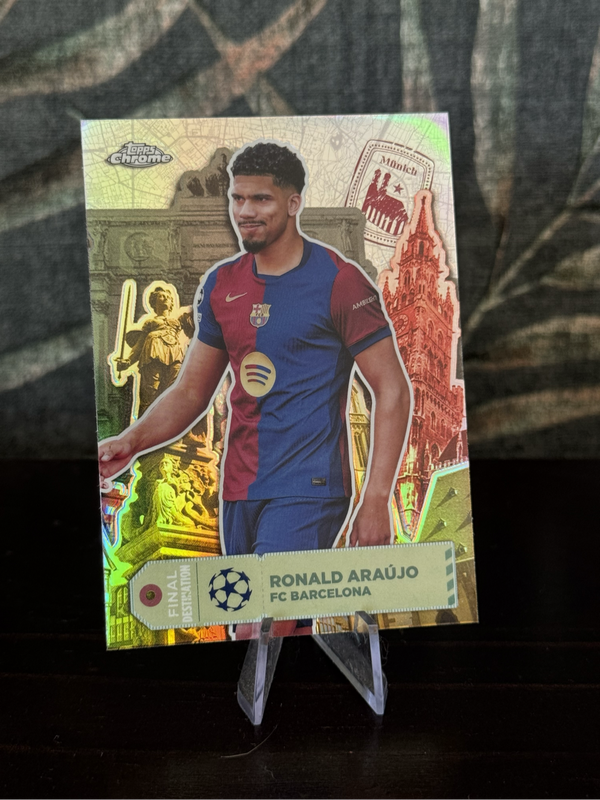 2025 Topps Chrome - Ronald Araújo Final Destination - Barcelona