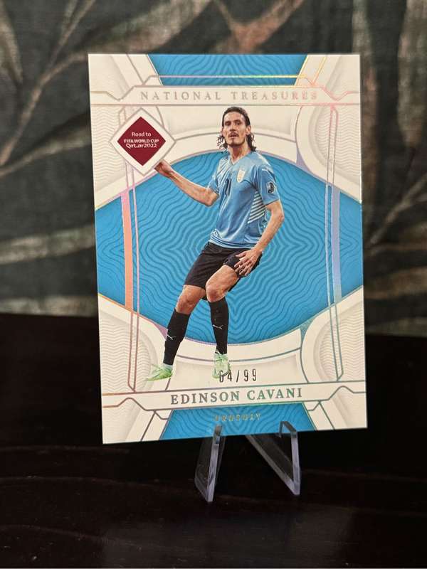 2022 Panini National Treasures - Edison Cavani 64/99 - Uruguay