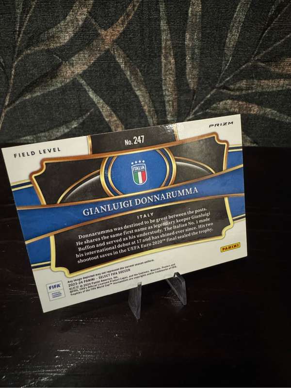 2023-24 Panini Select - Purple Mojo Field Level Bundle (Gavi, Donnarumma, Kolo Muani & Martinelli)