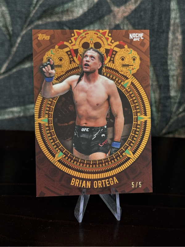 2024 Topps Noche - Brian Ortega Orange 5/5 - UFC