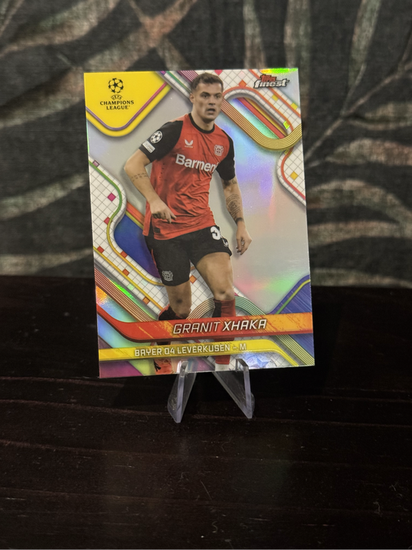 2025 Topps Finest - Granit Xhaka Refractor - Bayern Leverkusen