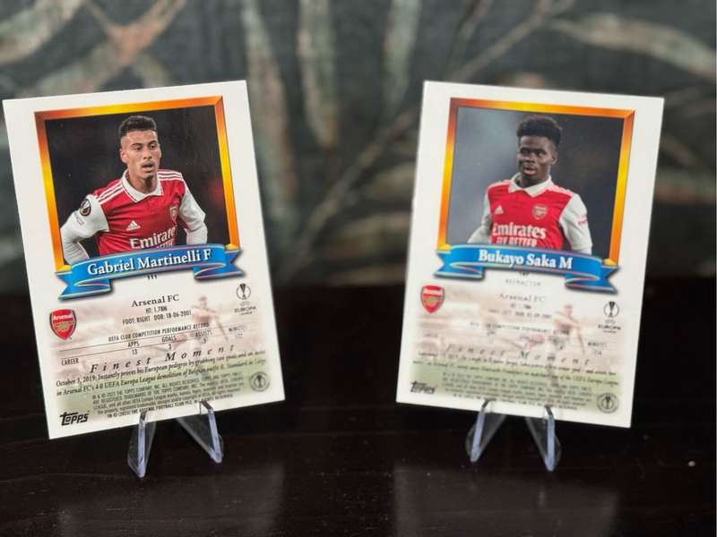 2023 Topps Finest - Saka & Martinelli Green Flashbacks - Arsenal