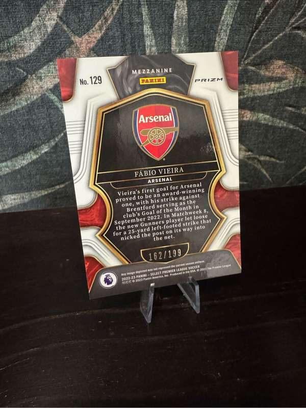2022-23 Panini Select - Fabio Vieira Camo Prizm 162/199 - Arsenal