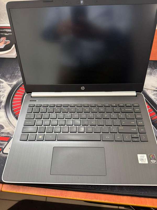 HP Laptop I7