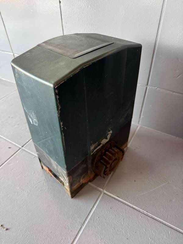 Used Centurion Gate Motors