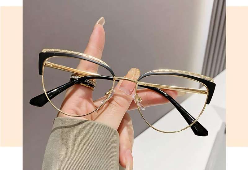 Photochromic anti blue glasses