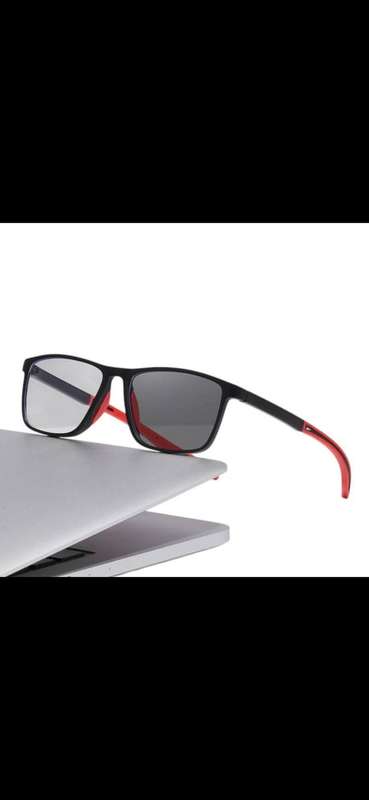 Photochromic anti blue glasses