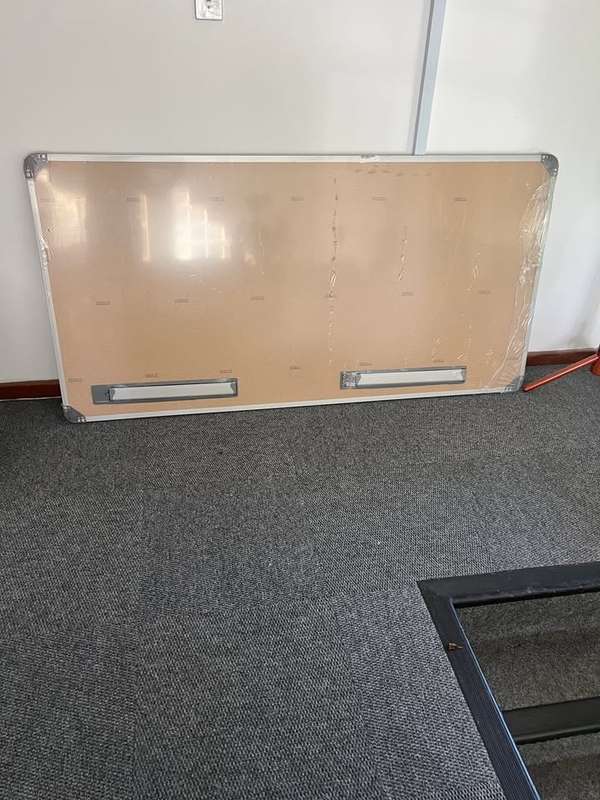 Parrot Magnetic Whiteboard 1800 x 900mm