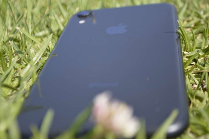 iphone xr 64 gig