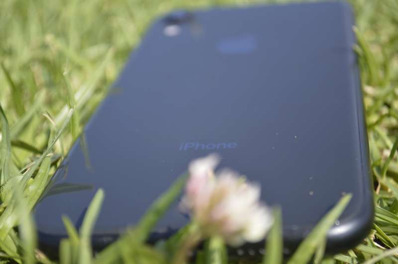 iphone xr 64 gig