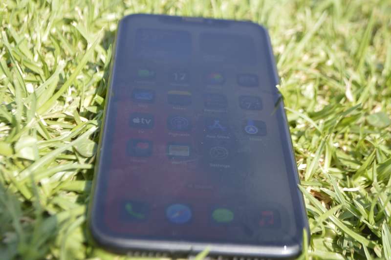 iphone xr 64 gig