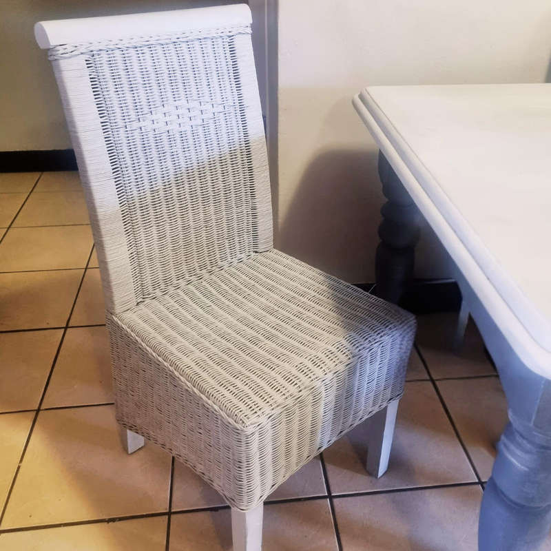 Solid Oak Table with 6 Chairs