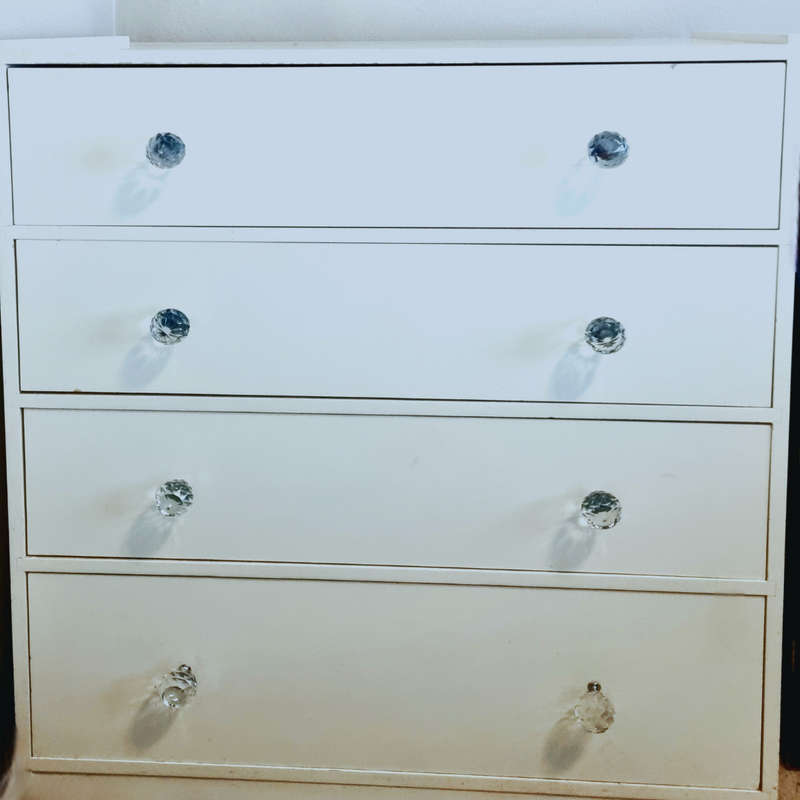 Stylish White Chest of Drawers