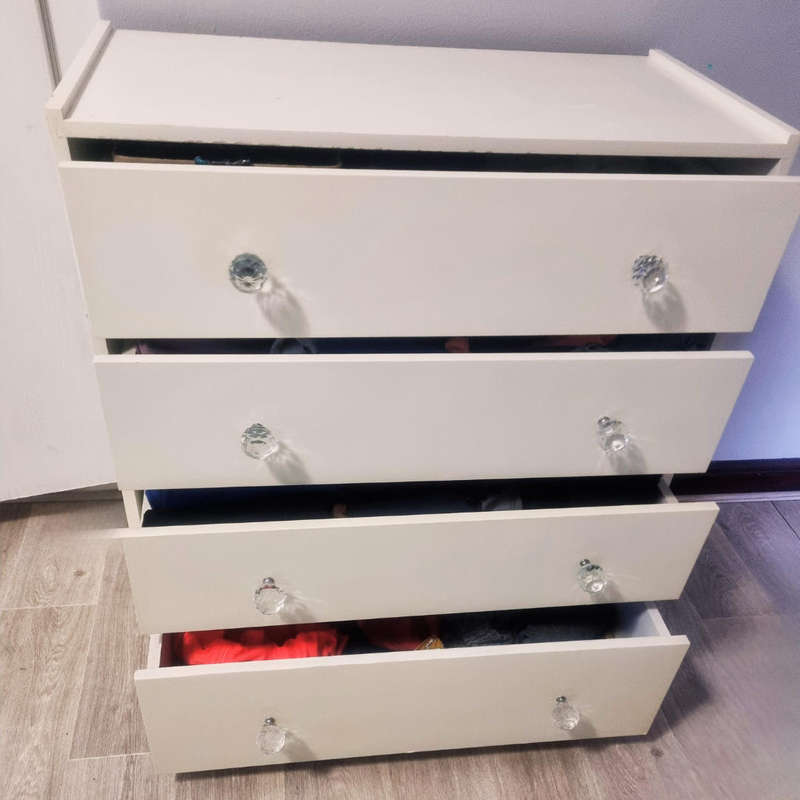 Stylish White Chest of Drawers