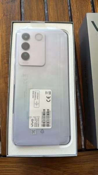 Oppo Vivo V27e (256GB)