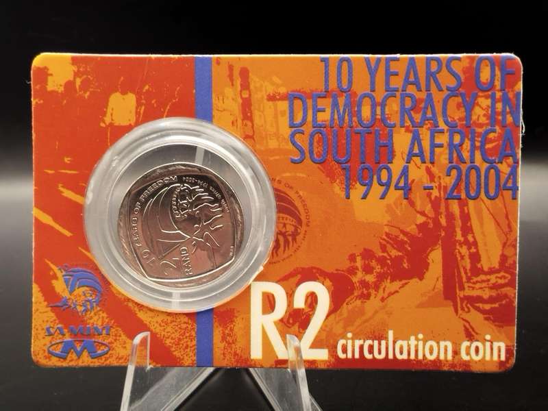 Mandela Legacy Collectors Set  R2 Coin, 1994 FDC, SA Mint Medallion & 46664 Wine