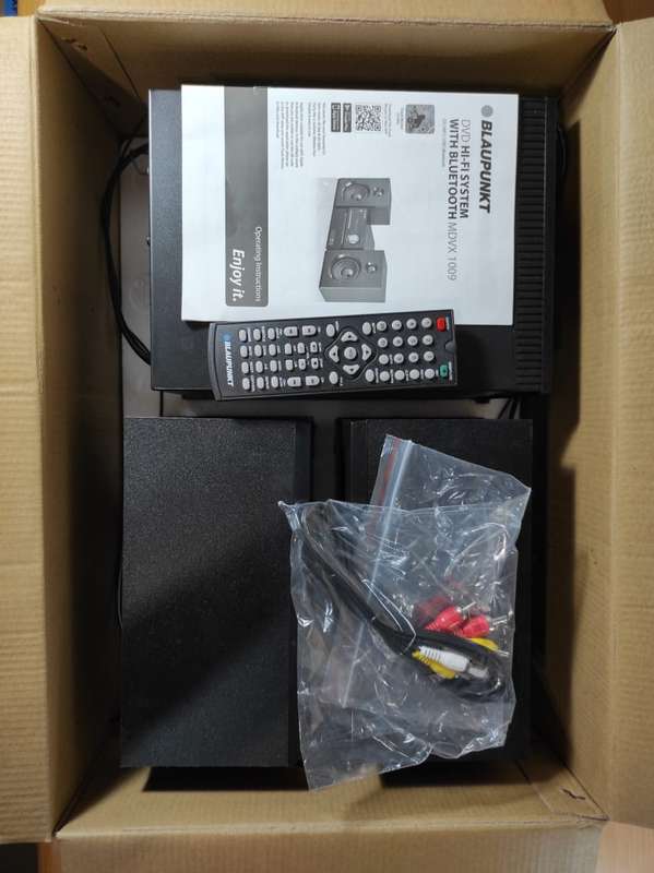 BLAUPUNKT DVD HI-FI System with Bluetooth MDVX 1009