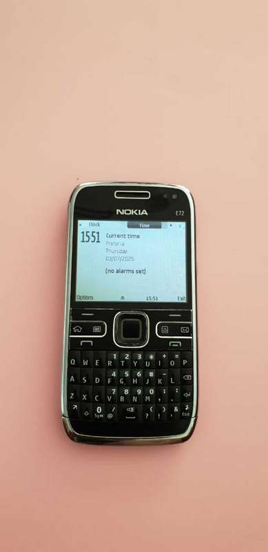 NOKIA E72