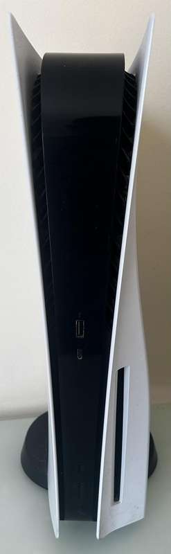Ps 5 Console Disc Version (600GB Usable)  Console Only with Power & HDMI Cable