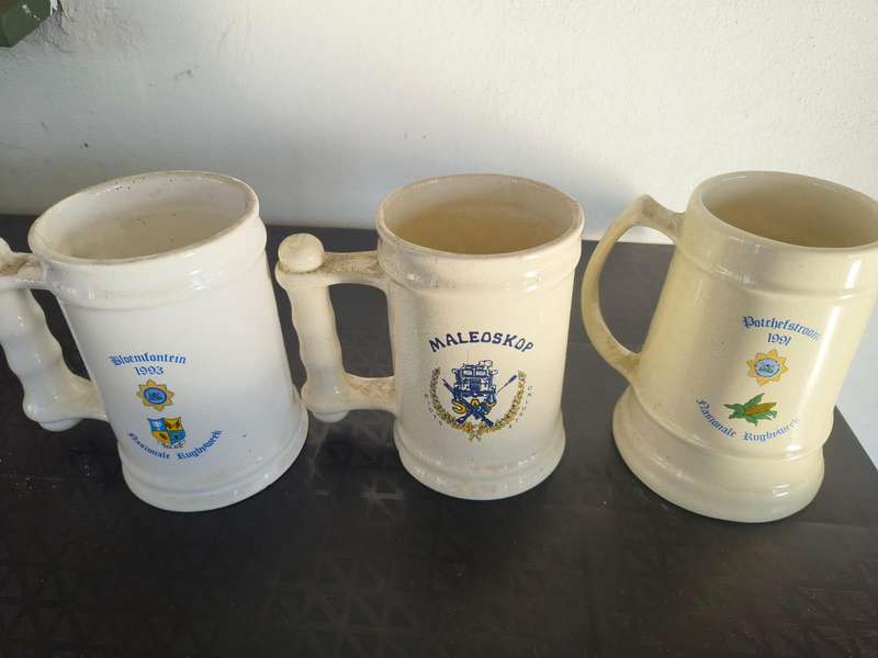3 x Mugs