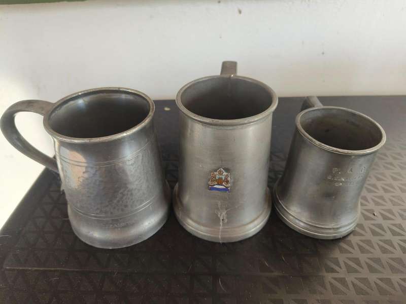 3 x Mugs