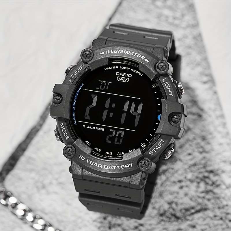 CASIO Men's Outdoor Sports Watch