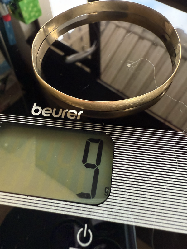 9 gram 9ct 6mm yellow gold half round bangle
