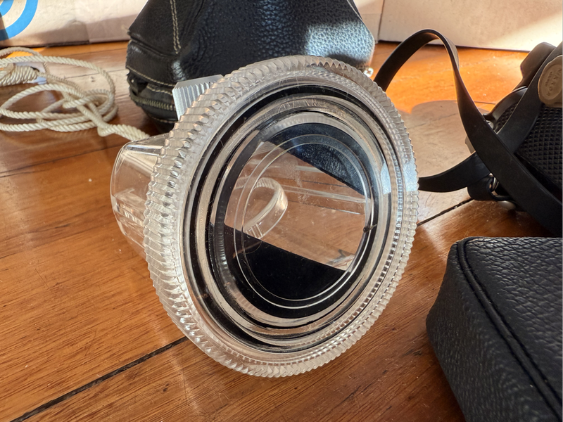 Nikonos ll 1968 35mm Underwater camera (amphibious)