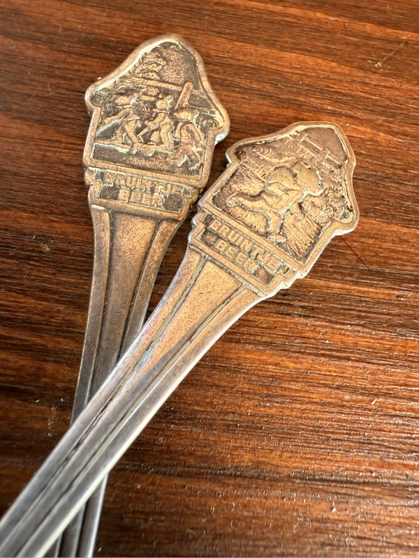 Bruintjie beer silver plated fork and pea pusher
