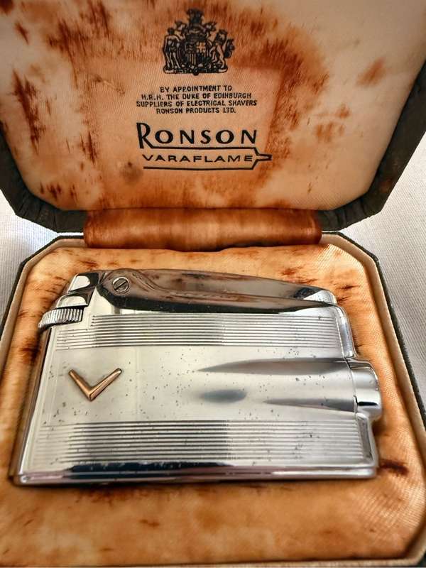 1970s Ronson Varaflame gas lighter