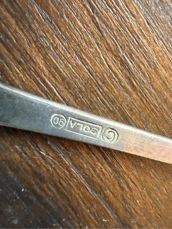 Bruintjie beer silver plated fork and pea pusher