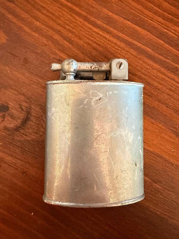 Luxuor flip top gas lighter (made in France)