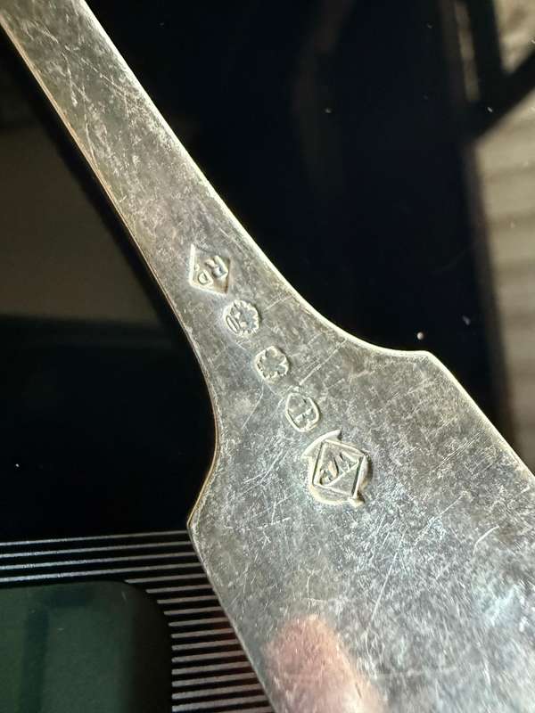 4 Silver Forks  189 GRAMS TOTAL