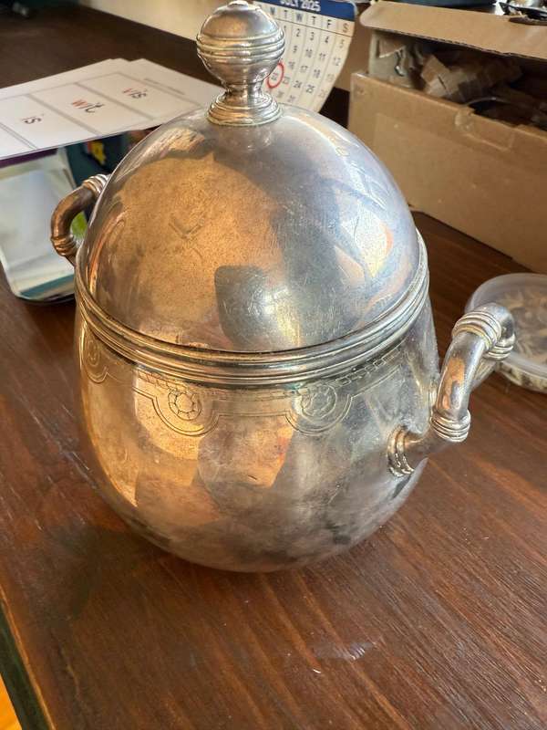 BOGGI MILANO Antique Italian Royal Silver Sugar Pot 668 grams with Roayl emblem