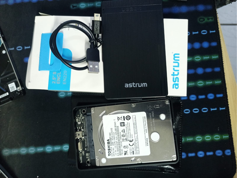 Toshiba 1TB + Astrum Enclosure